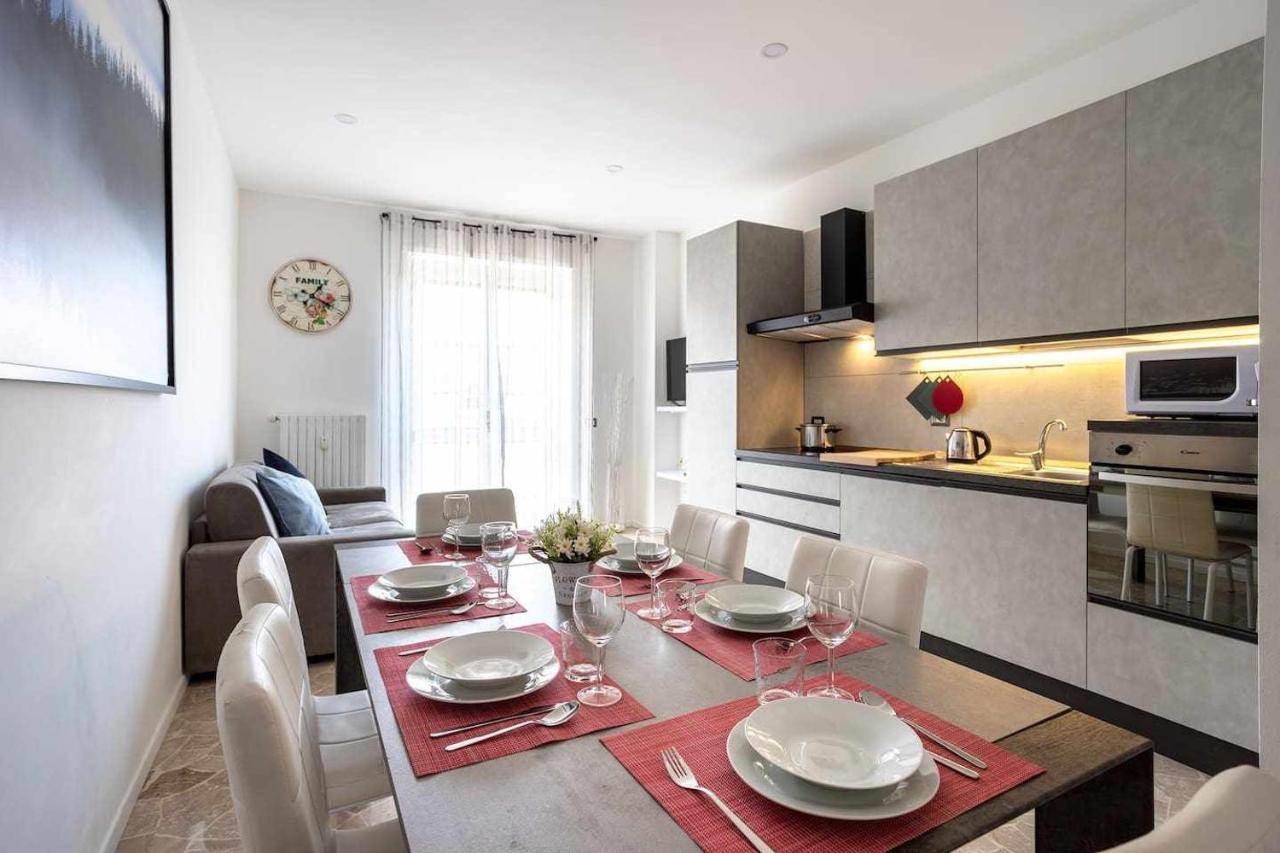 Milano City Apartments - Parking And Comfort - Spacious Apt Up To 8 Pax Exteriör bild