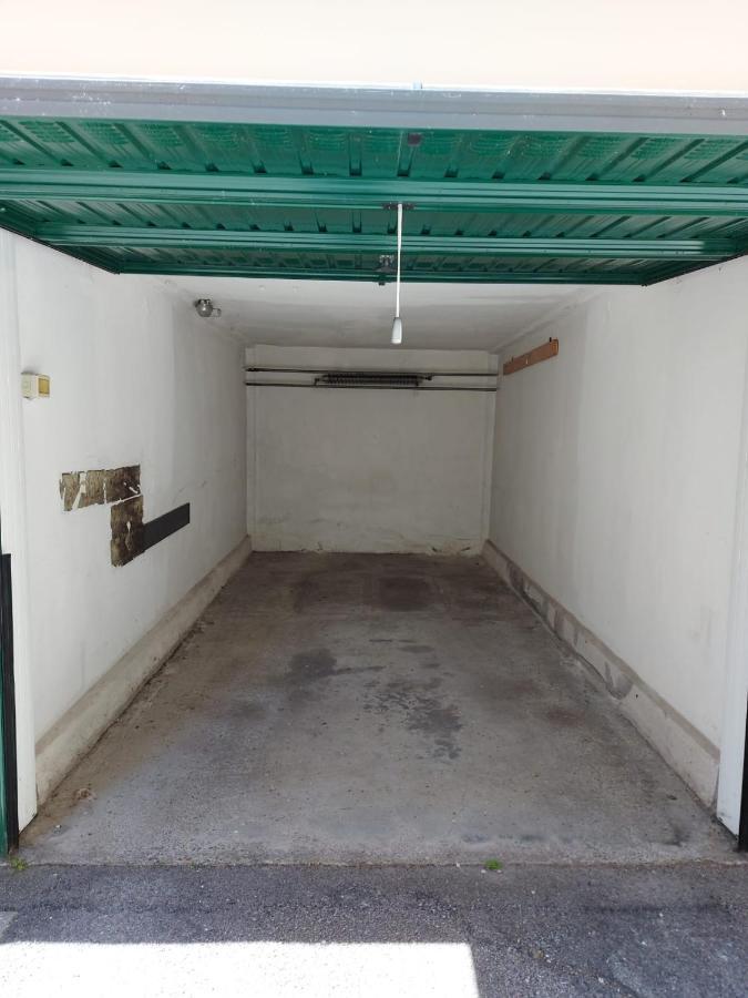 Milano City Apartments - Parking And Comfort - Spacious Apt Up To 8 Pax Exteriör bild
